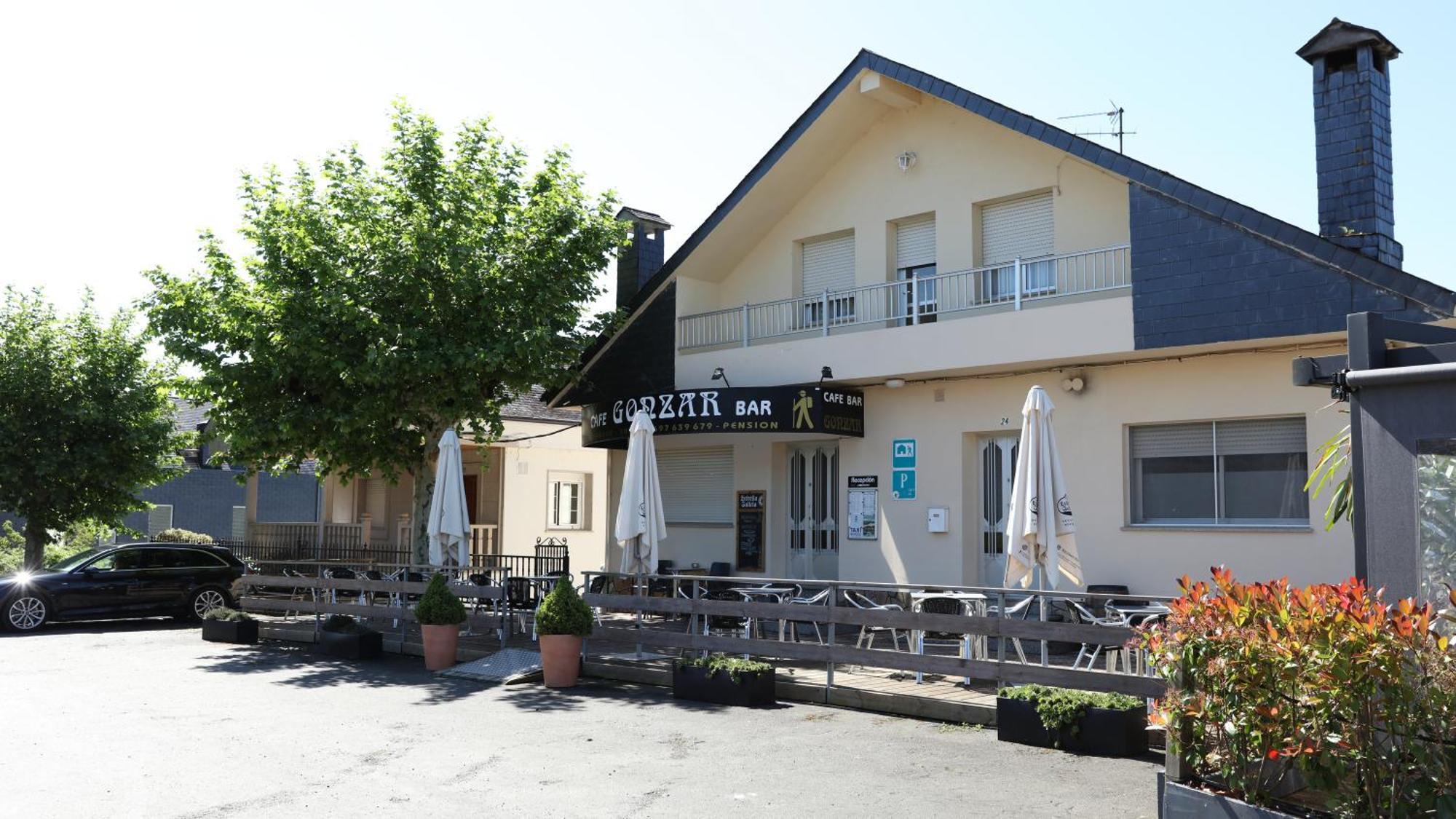 Pension Albergue Gonzar Portomarin Exteriör bild
